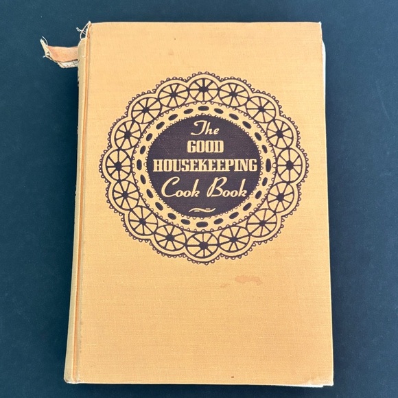 Good Housekeeping Other - The Good Housekeeping Cook Book - Preface to the 7th Edition 1944